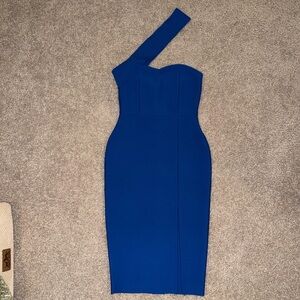 Elegant Blue One-Shoulder Dress